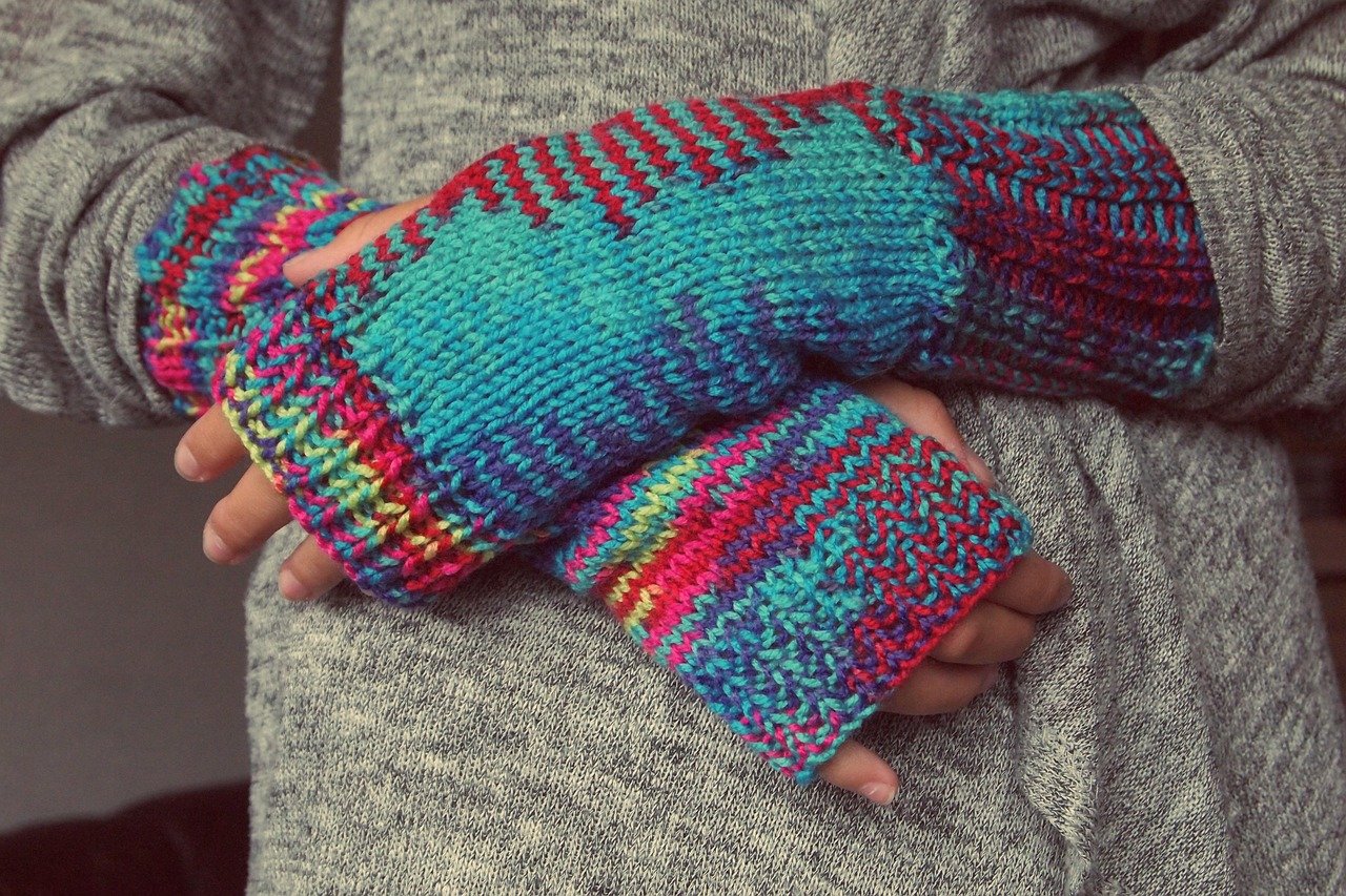 Jacksonville’s Top Knitwear Factories for Small and Large Orders