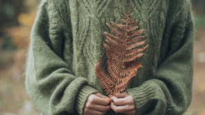Your Guide to Linen Knitwear Trends and Styles