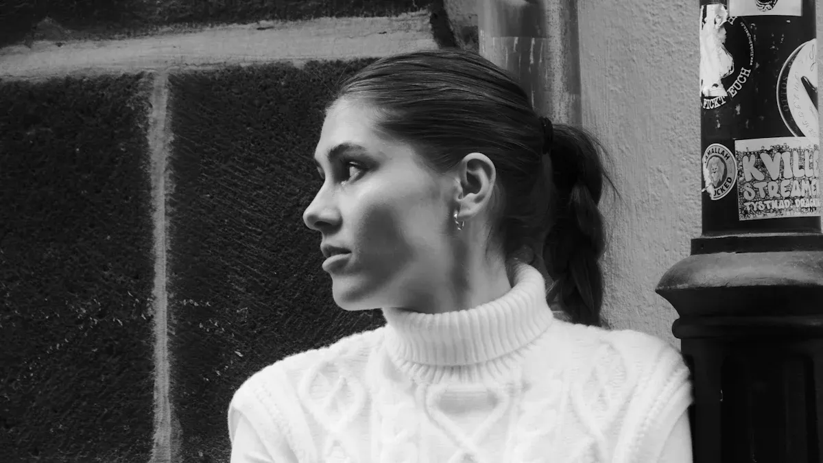 Sweater Wholesalers in Cologne