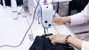 Knit Polo Shirt Manufacturing Options: OEM vs ODM for Fashion Brands
