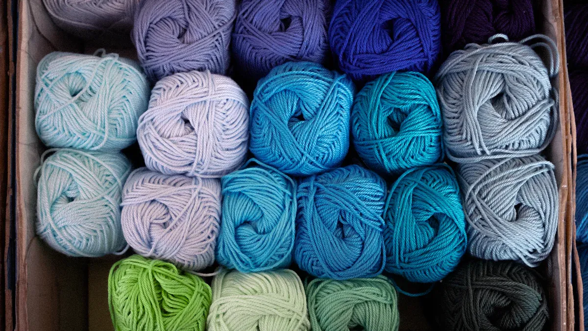 Knitwear Construction: Seam Types, Techniques & Finishing for Professional Garment Production