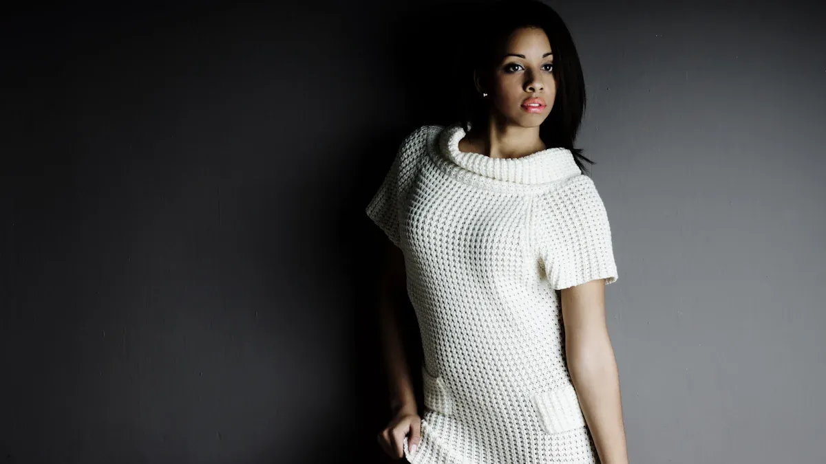 Pinstripe Knit Dresses as a Smart Investment for Retailers in 2025