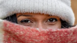 Guide to Choosing the Best Knit Fabrics for Extreme Cold