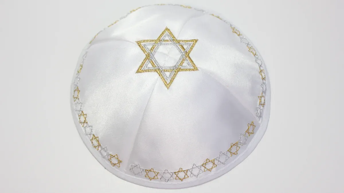 Personalizing Knit Wedding Yarmulkes