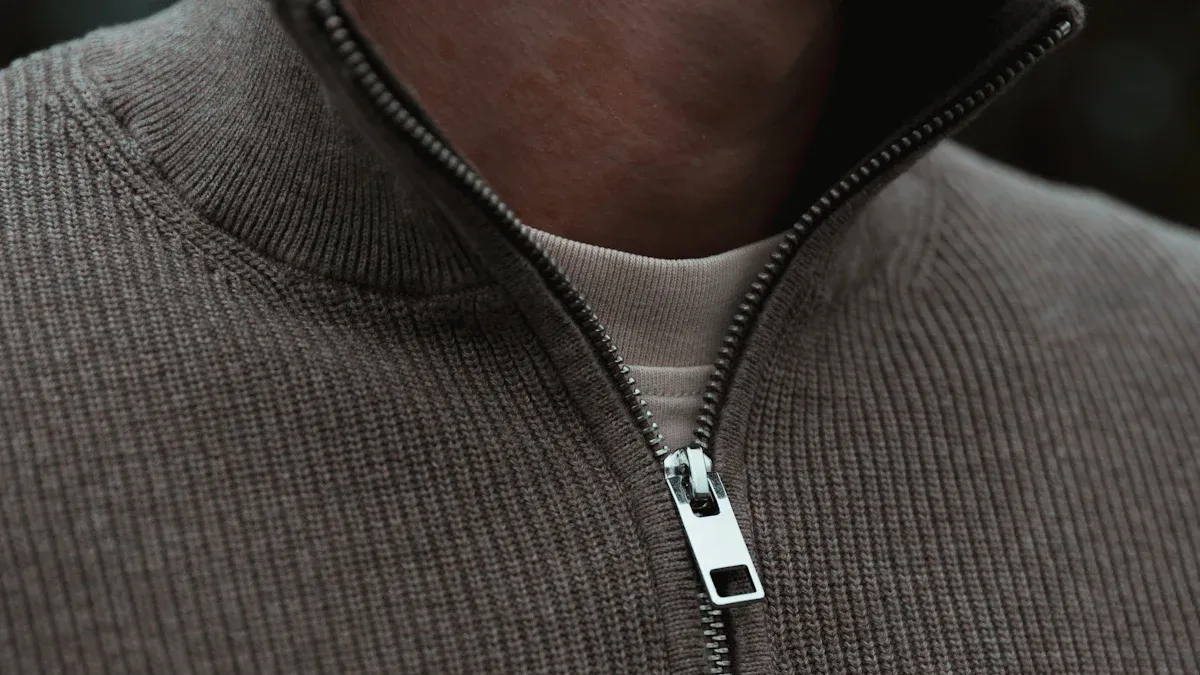 Top 10 Big Collar Zipped Knitted Cardigans