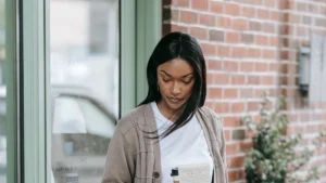 Rib-knit elbow-sleeve polo cardigan trends for 2025